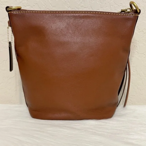 Coach Duffle 20